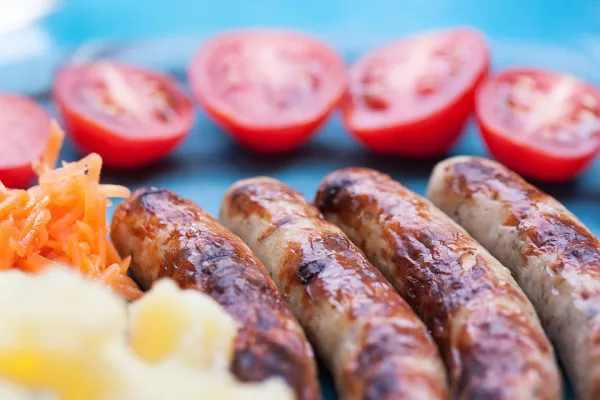 Guss-Flachpfanne quadratisch Bratwürste Guss-Flachpfanne quadratisch Bratwürste