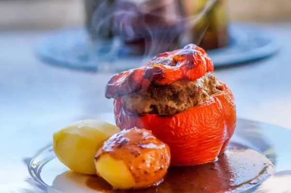 Guss-Bratentopf Paprika Guss-Bratentopf Paprika